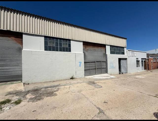 INDUSTRIAL PROPERTY TO RENT IN NORTH END